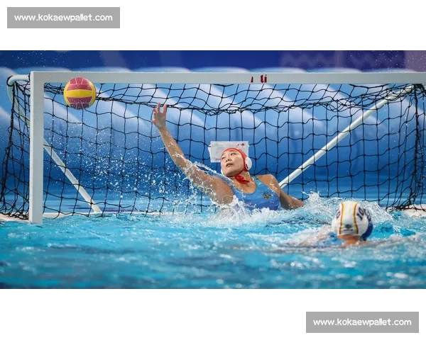 上海水球比赛精彩上演 展现水上运动魅力 激烈角逐引爆全场热情